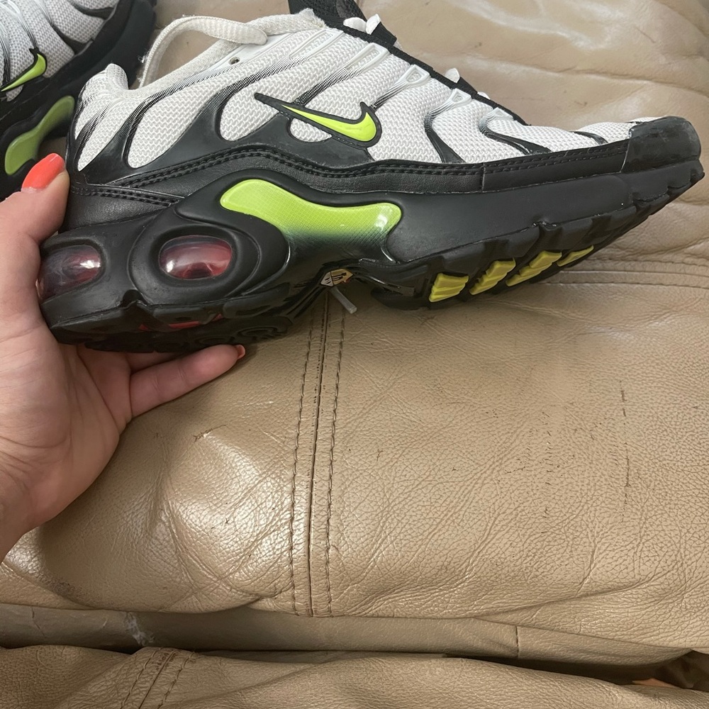 Nike Air Max Plus Women’s